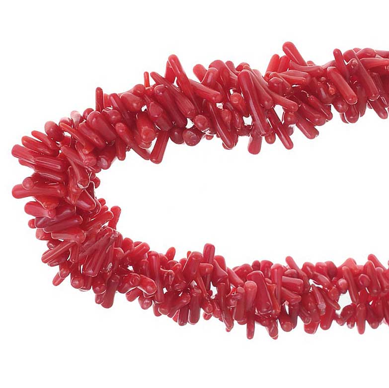 Detail van rood koralen ketting | Carola