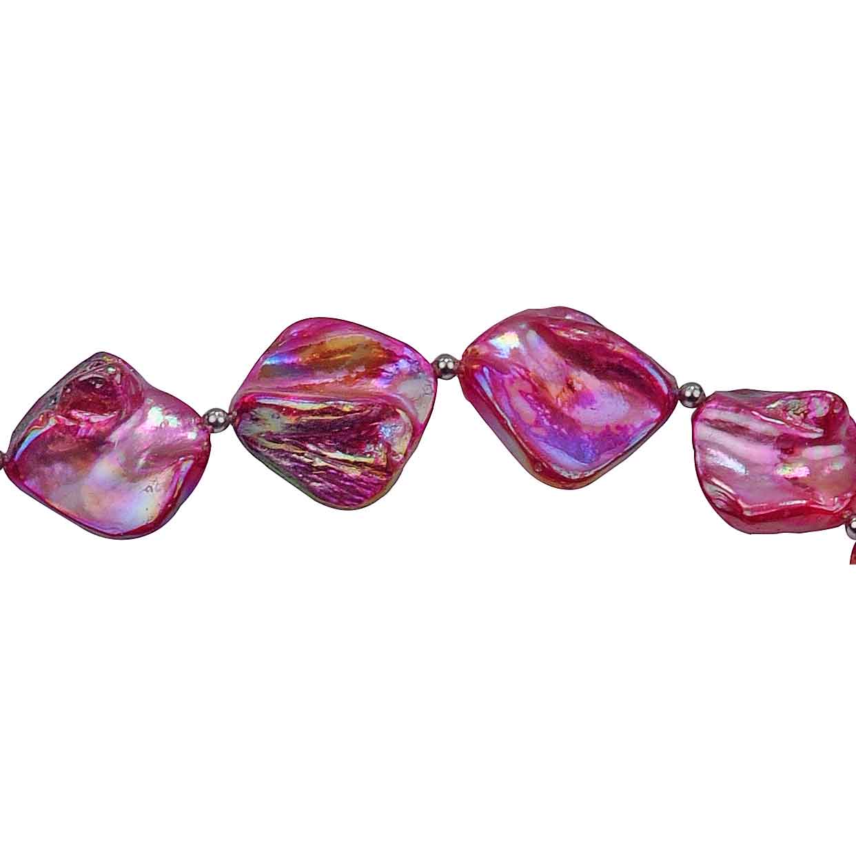 Detail van pink gekleurde parelmoeren schelpen ketting | set Shell AB Pink