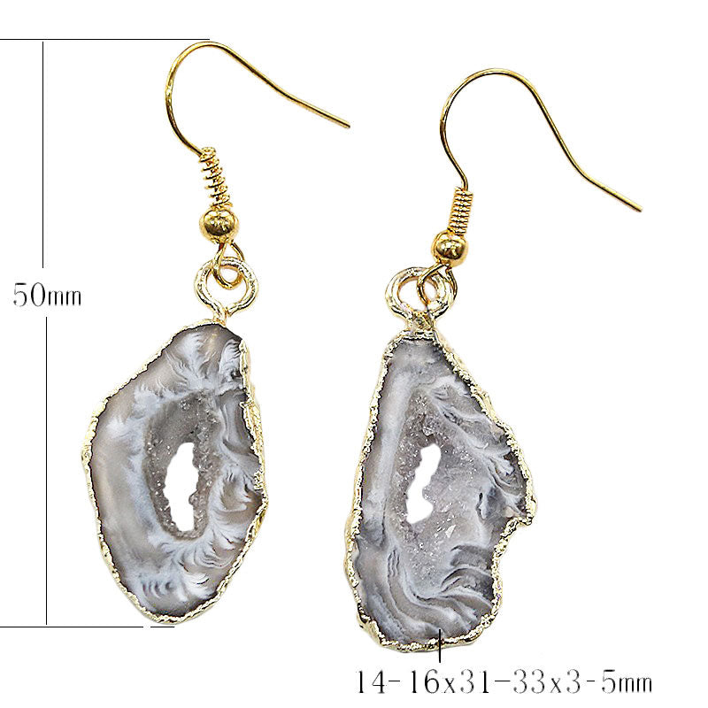 Maten van licht grijze edelstenen oorbellen met ijskwarts en goud edelstaal | Gold Ice Quartz