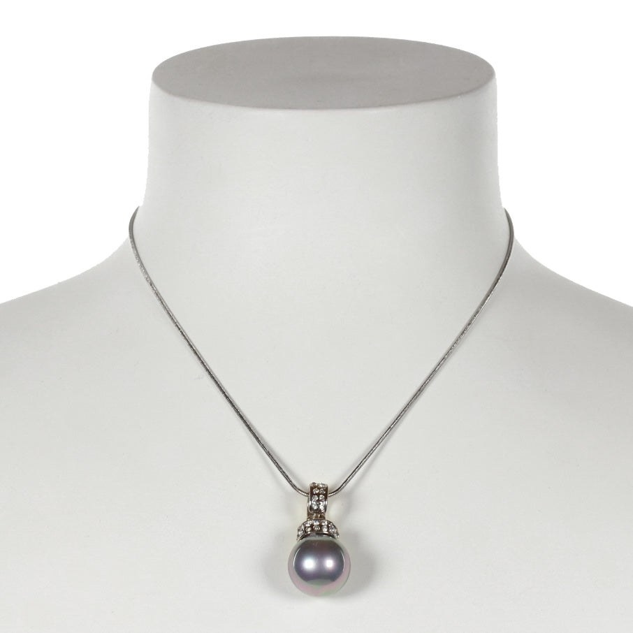 Mother of pearl parelketting met grijze parel en stras steentjes op buste | Glanie