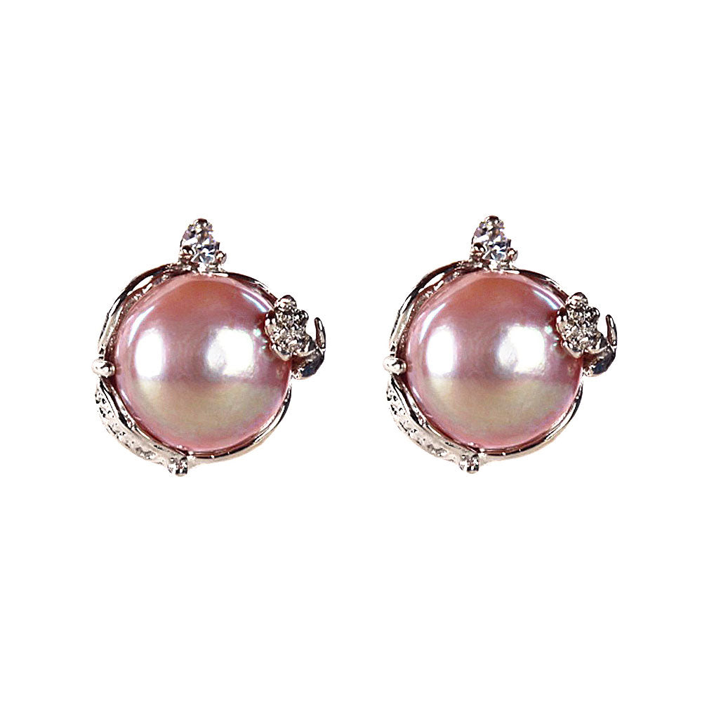 Grote roze zoetwater parel oorknoppen, vooraanzicht | Evita Purple