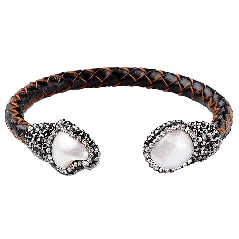 Wit zoetwater parel armband met stras steentjes en bruin gevlochten leer | Bright Pearl Brown Leather Bangle