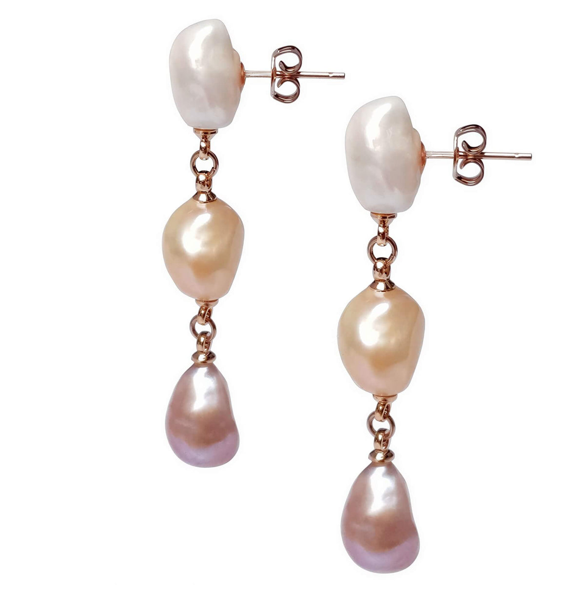 Lange zoetwater parel oorbellen met witte, zalm en roze barok parels en rosé goud zijaanzicht| 3 Baroque Soft Pearls