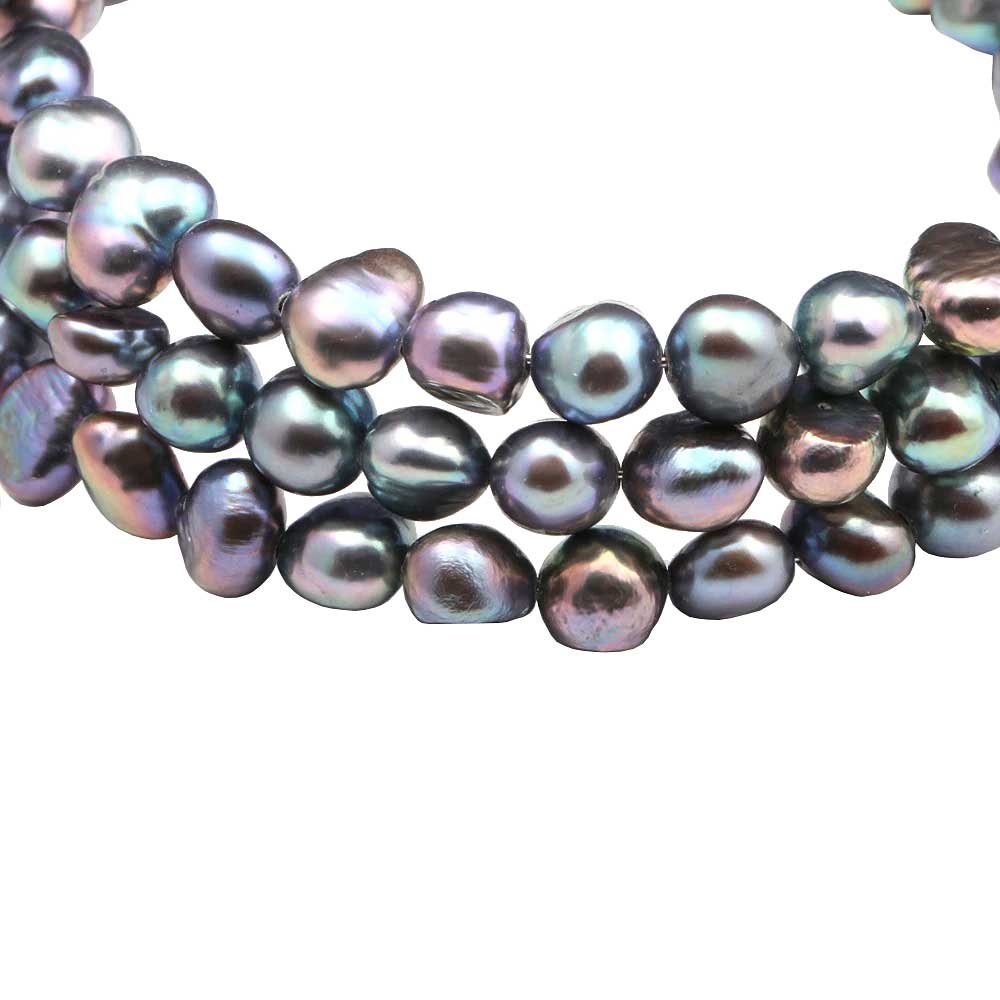 Detail van zoetwater parel armband met blauw paarse parels | Zen Peacock