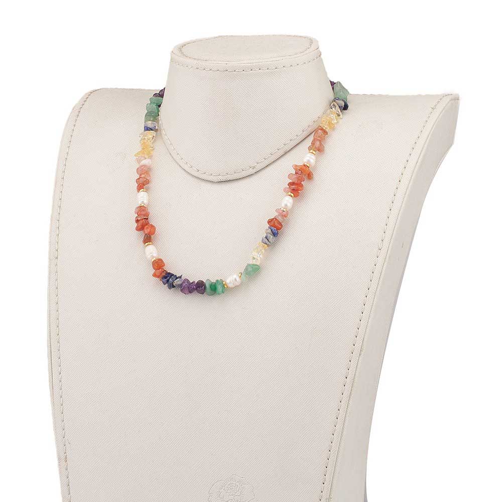 Zoetwater parelketting met diverse edelstenen en goud edelstaal op buste | Pearl Gemstone Chips