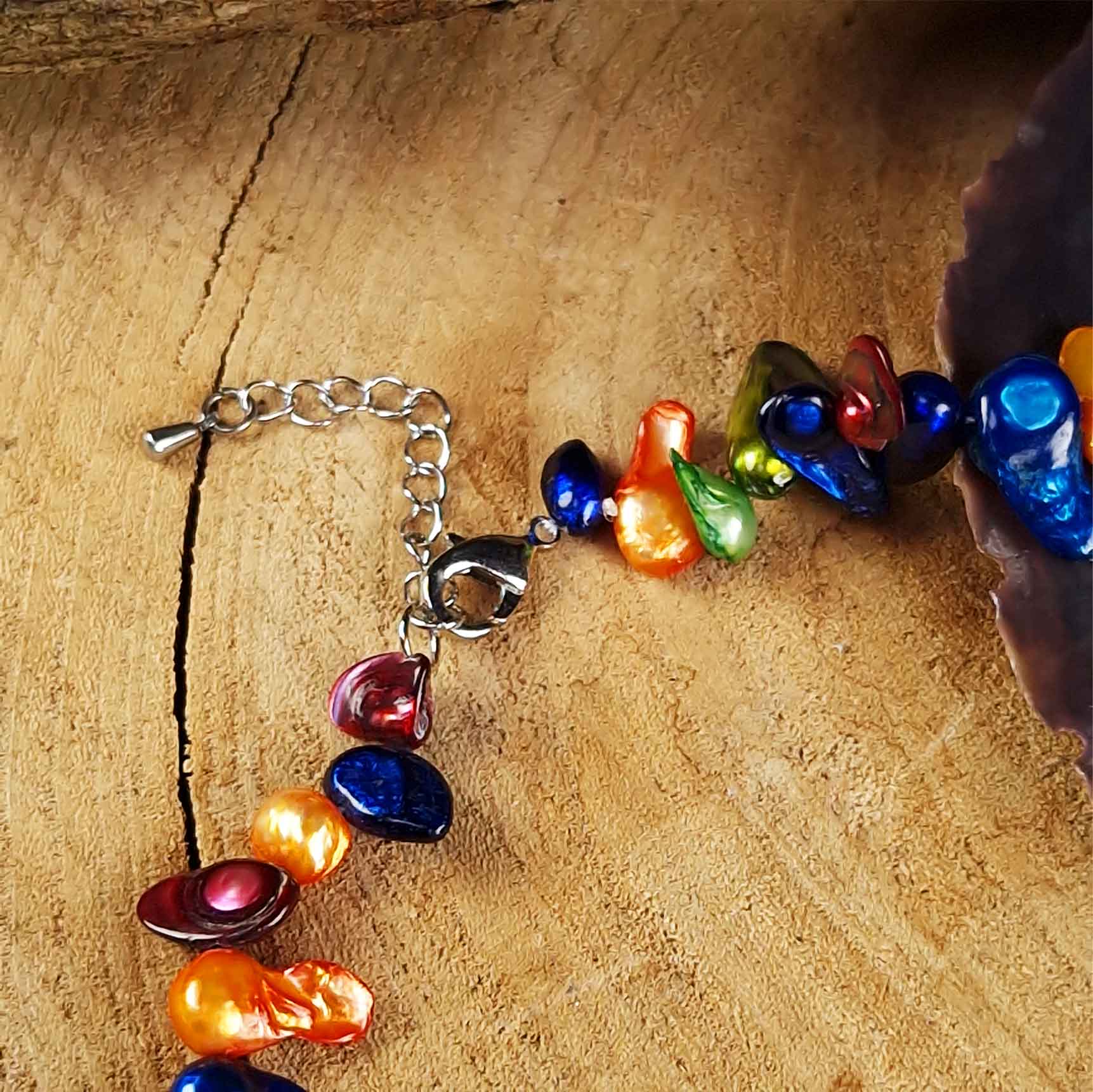 Slotje van zoetwater parelketting met vrolijk gekleurde parels en sterling zilver (925) | Samba