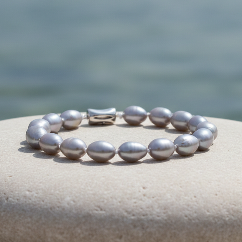 Zoetwater parel armband Grina op steen