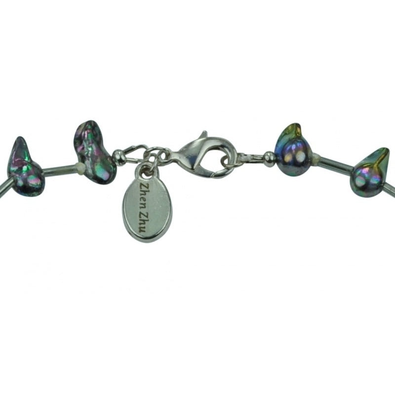 Slotje van zoetwater parelketting met blauw groene parels en sterling zilver (925) | Blister Stick AB Blue