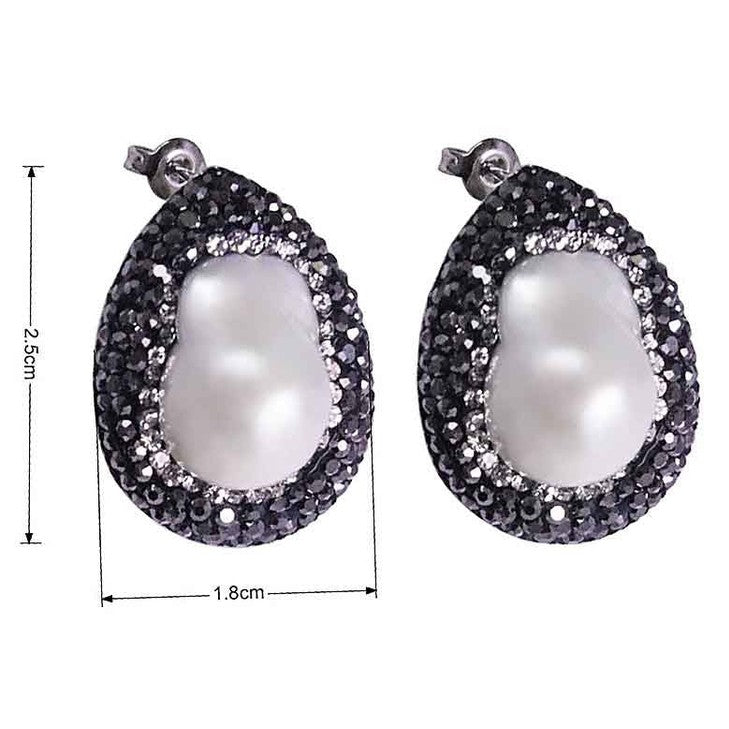 Witte zoetwater parel oorknoppen met stras steentjes, maatindicatie | Bright Pearl Big Teardrop