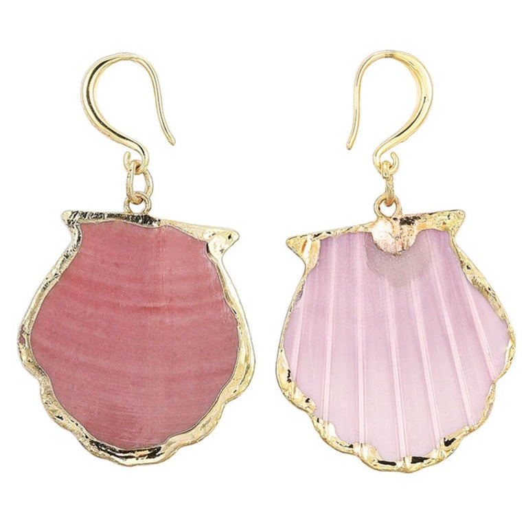 Roze schelpen oorbellen met Shell schelp, voor en achterkant | Gold Sea Shell Pink