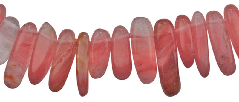 Detail van rode edelstenen ketting met kersenkwarts | Cherry