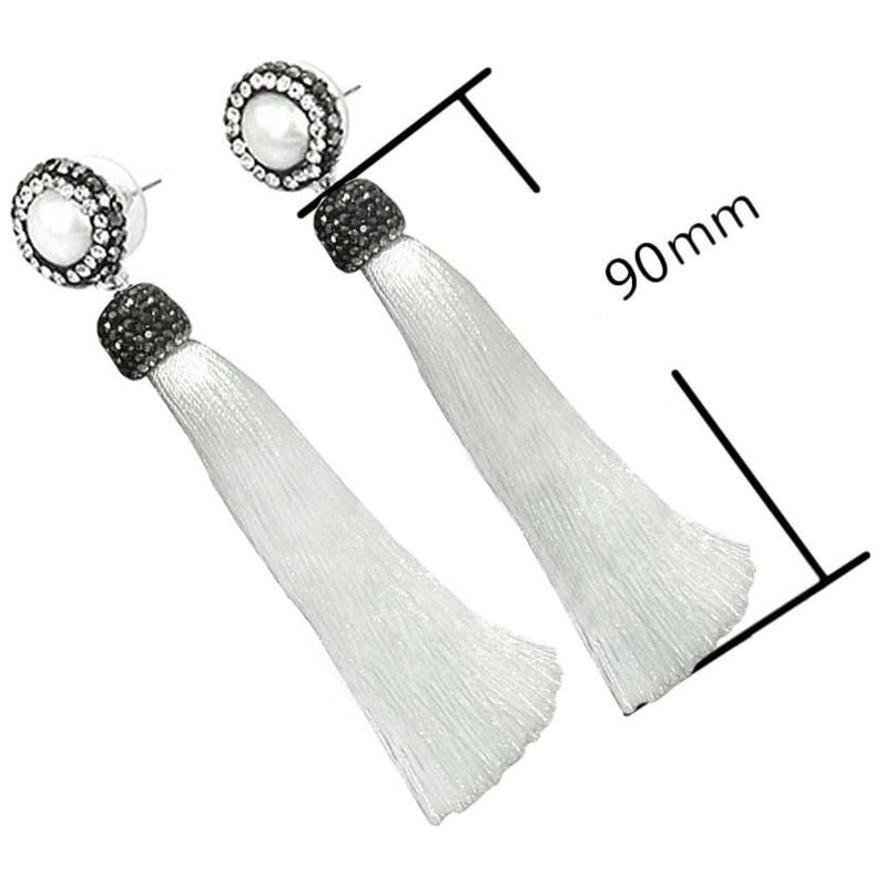 Lange witte zoetwater parel oorbellen met stras steentjes en wit kwastje, maatindicatie | Bright Pearl White Tassel