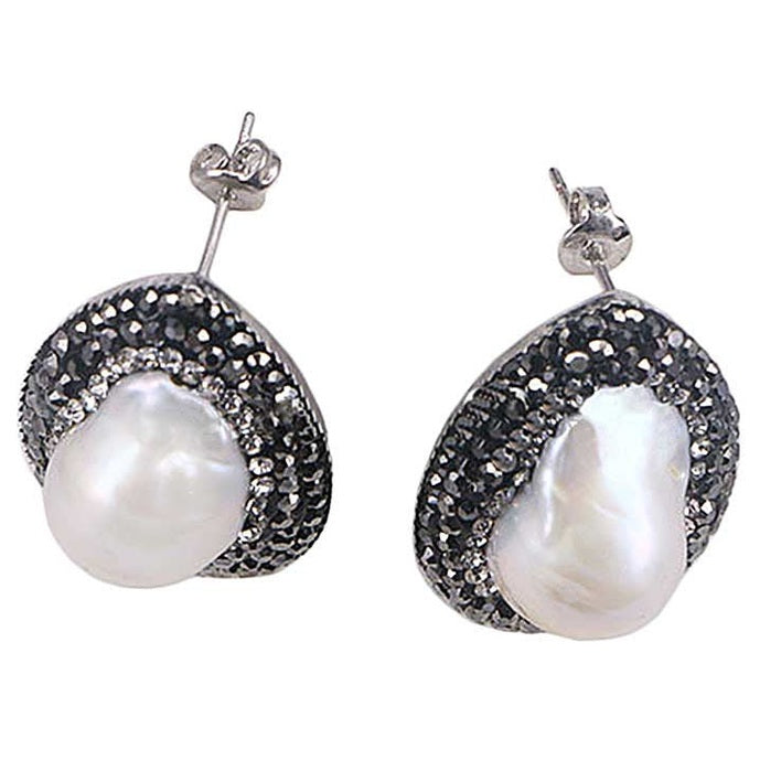 Witte zoetwater parel oorknoppen met stras steentjes, bovenaanzicht | Bright Pearl Big Teardrop