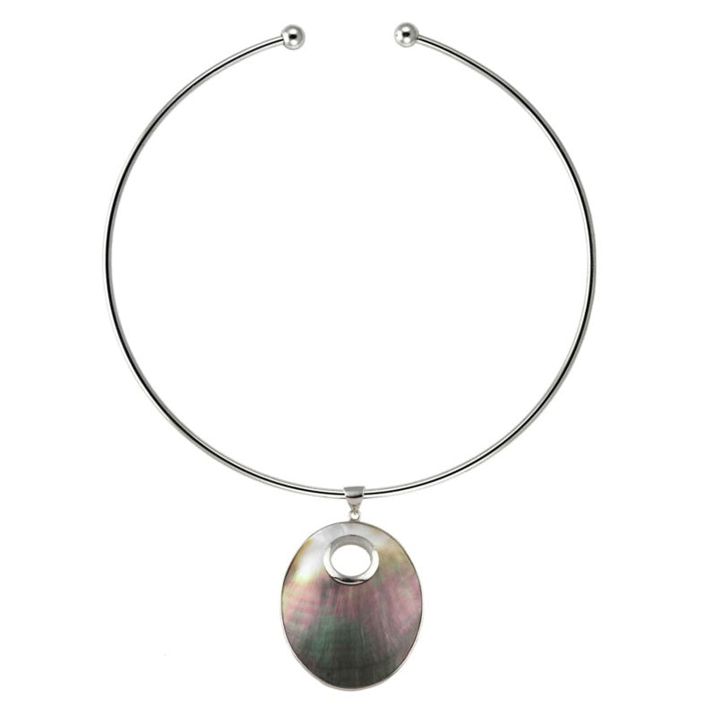 Parelmoeren choker ketting met grijze parelmoeren hanger | Donut Oval Black Shell