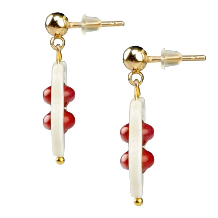 Koraal oorbellen met parelmoer Coral Flower