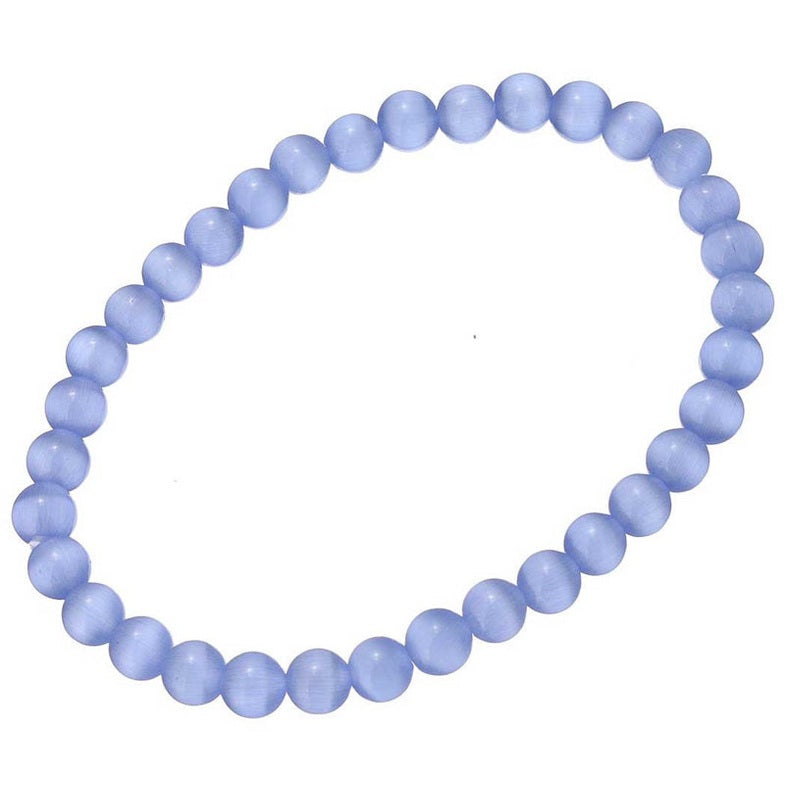 Edelstenen armband met licht blauwe kattenoog schuin liggend | Elastisch | Cat’s Eye Light Blue