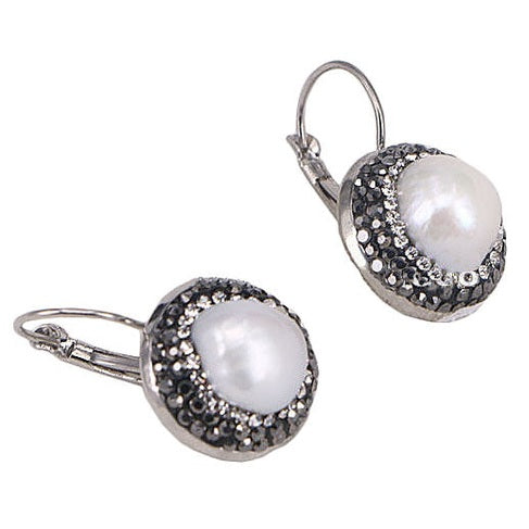 Zoetwater parel oorbellen met witte parel en stras steentjes, zijaanzicht | Bright Dangling Pearl