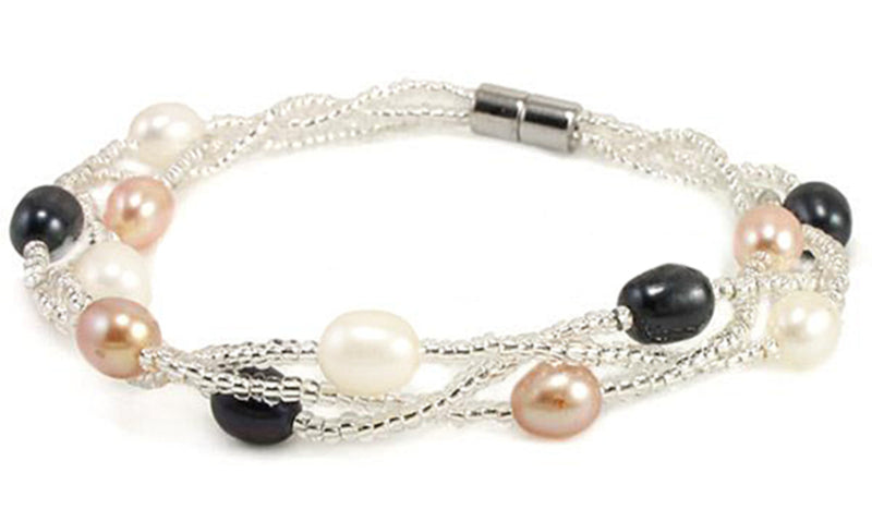 Zoetwater parel armband met witte, zalm en zwarte parels en magneetslotje, liggend | Twine Pearl Multi Color