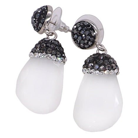 Witte edelstenen oorbellen met kattenoog en stras steentjes, edelstenen oorknoppen zijaanzicht | Bright White Cat&