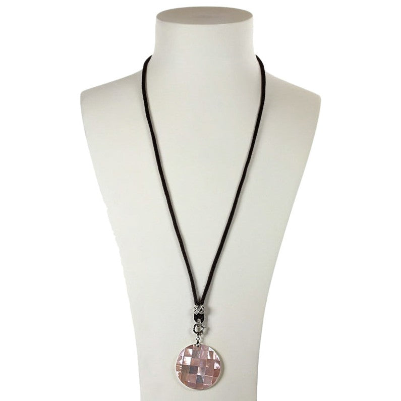 Oud roze parelmoeren ketting op buste | Jasmine