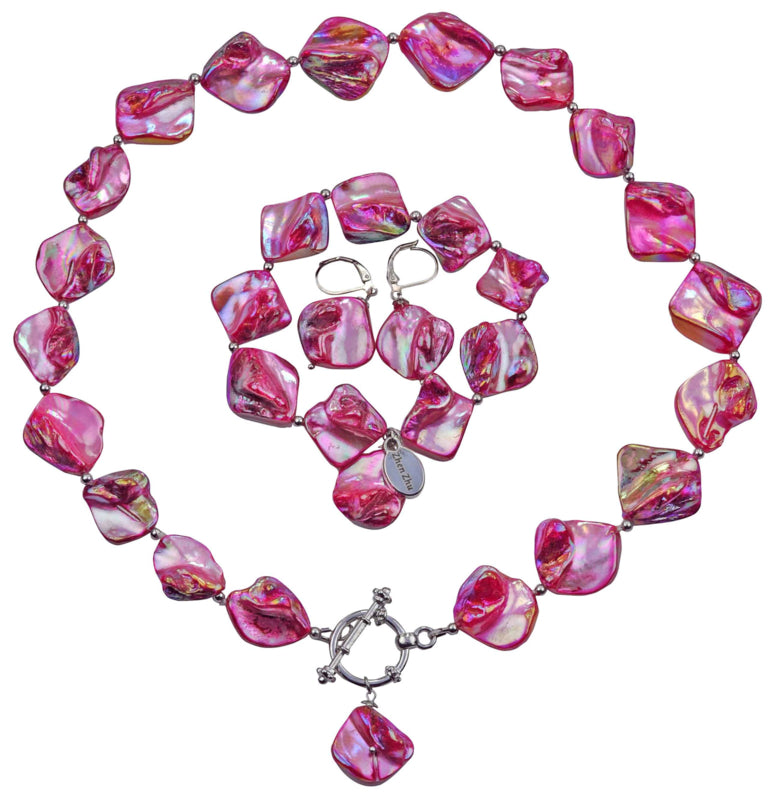 Pink gekleurde parelmoeren schelpen set bestaande uit een parelmoeren ketting + parelmoeren armband + parelmoeren oorbellen | Shell AB Pink
