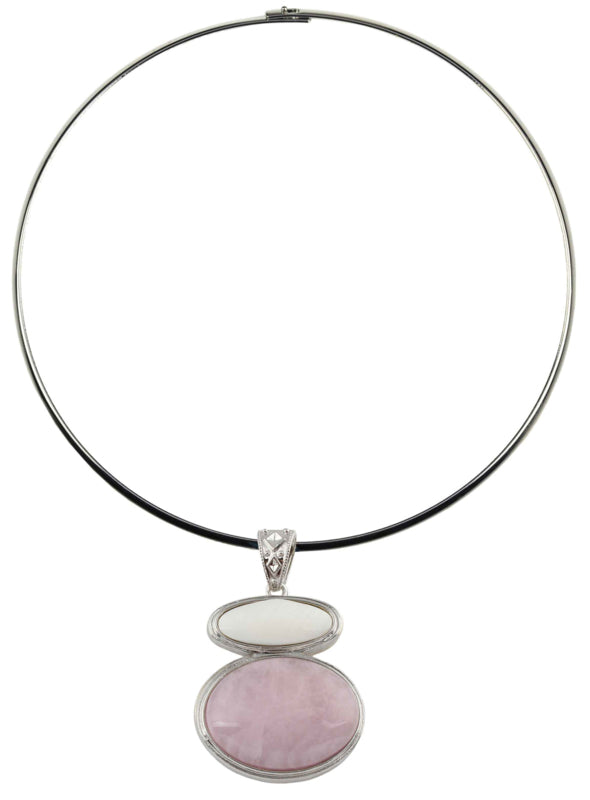 Roze edelstenen ketting met rozenkwarts en wit parelmoeren hanger | Rosé Quartz & White Shell