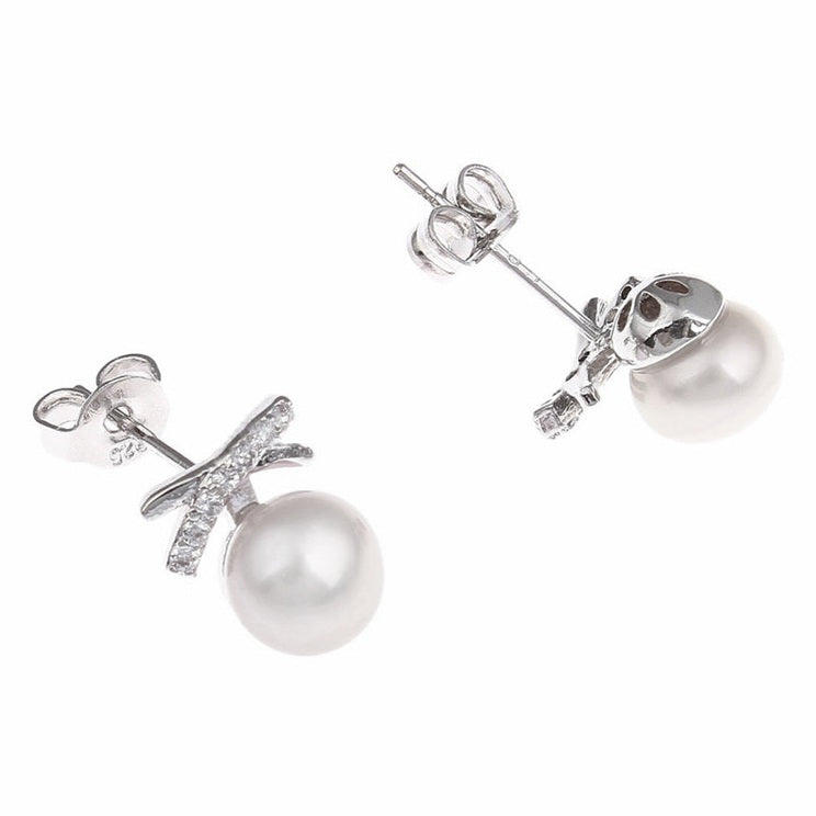 Witte zoetwater parel oorbellen met stras steentjes in kruis, witte parelknopje met stras steentjes | Pearl Bling X