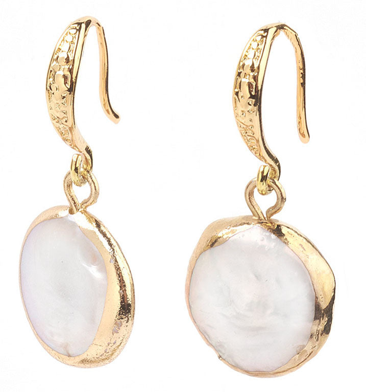 Witte zoetwater parel oorbellen | White Coin Pearl Gold Small