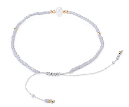 Wit zoetwater parel armbandje met grijze kraaltjes, achterzijde | Mini Pearl one Grey Color