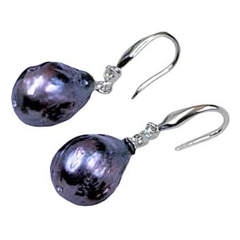 Zoetwater parel oorbellen met grote zwarte parel, stras steentje en sterling zilver 925, liggend | Bling Kasumi Dark Pearl