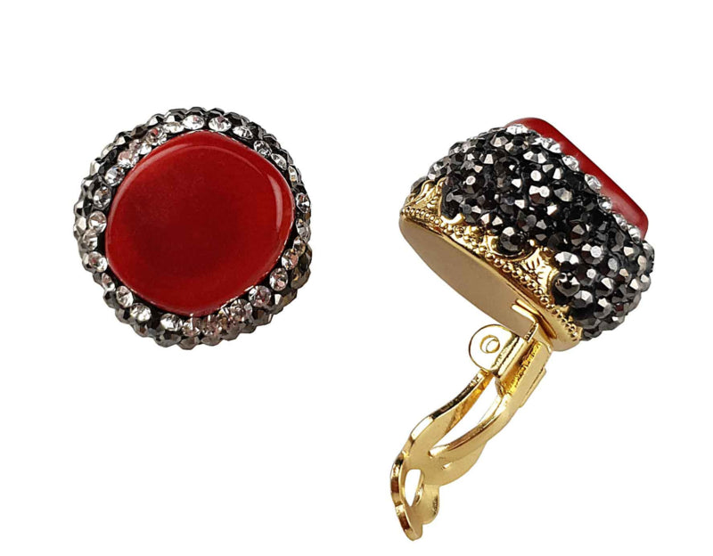 Koralen clips oorbellen met rood koraal en stras steentjes voor en zijaanzicht | Bright Coral Clips