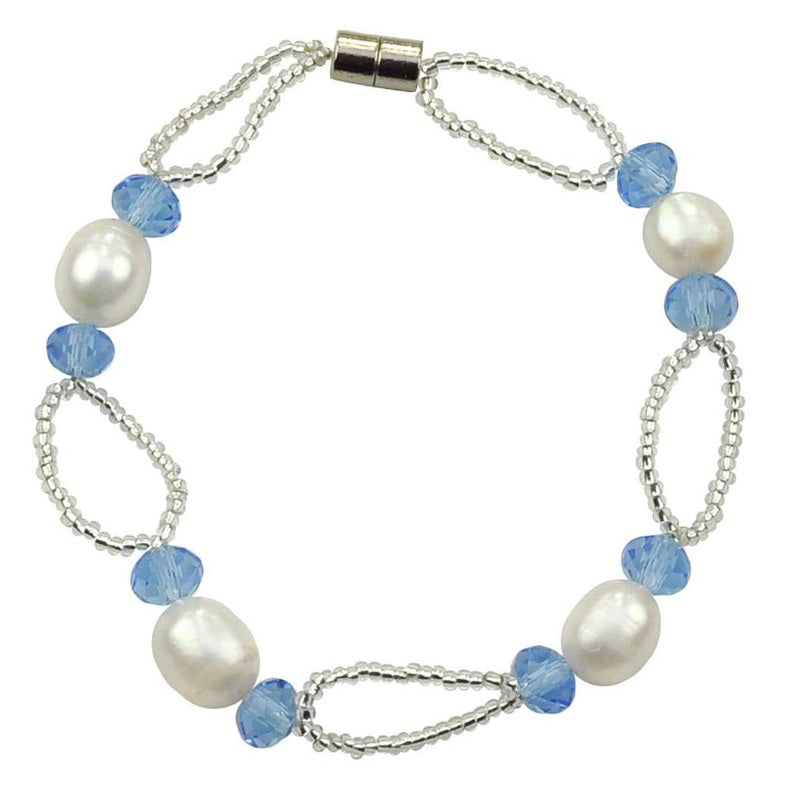 Zoetwater parel armband met witte parels, blauwe glaskristallen en magneetslotje | set Blacio