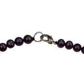 Slotje van zoetwater parelketting met paars bruine parels en donker blauwe edelsteen goudvuur | Margie