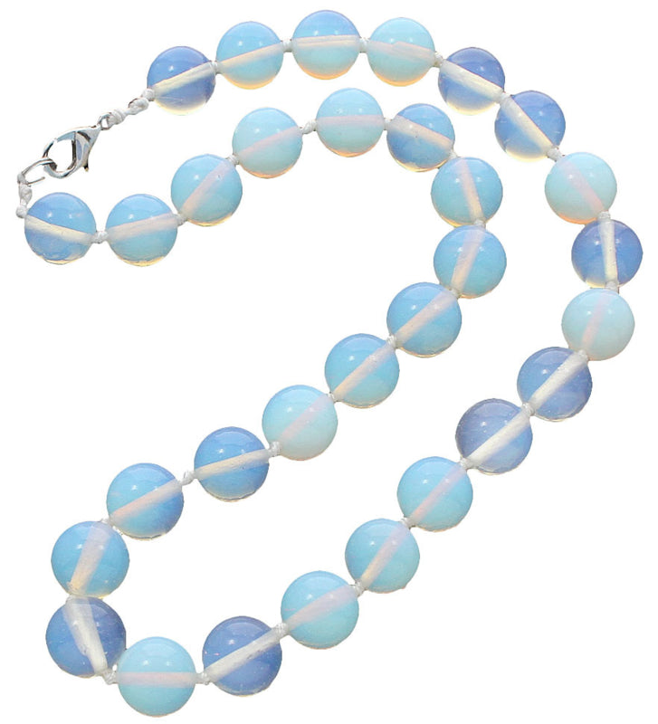 Licht blauwe handgeknoopte ketting met zee opaal en sterling zilver (925) | Sea Opal Ball