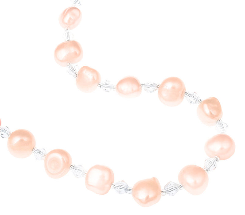Detail van verstelbare zoetwater parelketting met zalm kleurige parels | Adjustable Pearl Peach