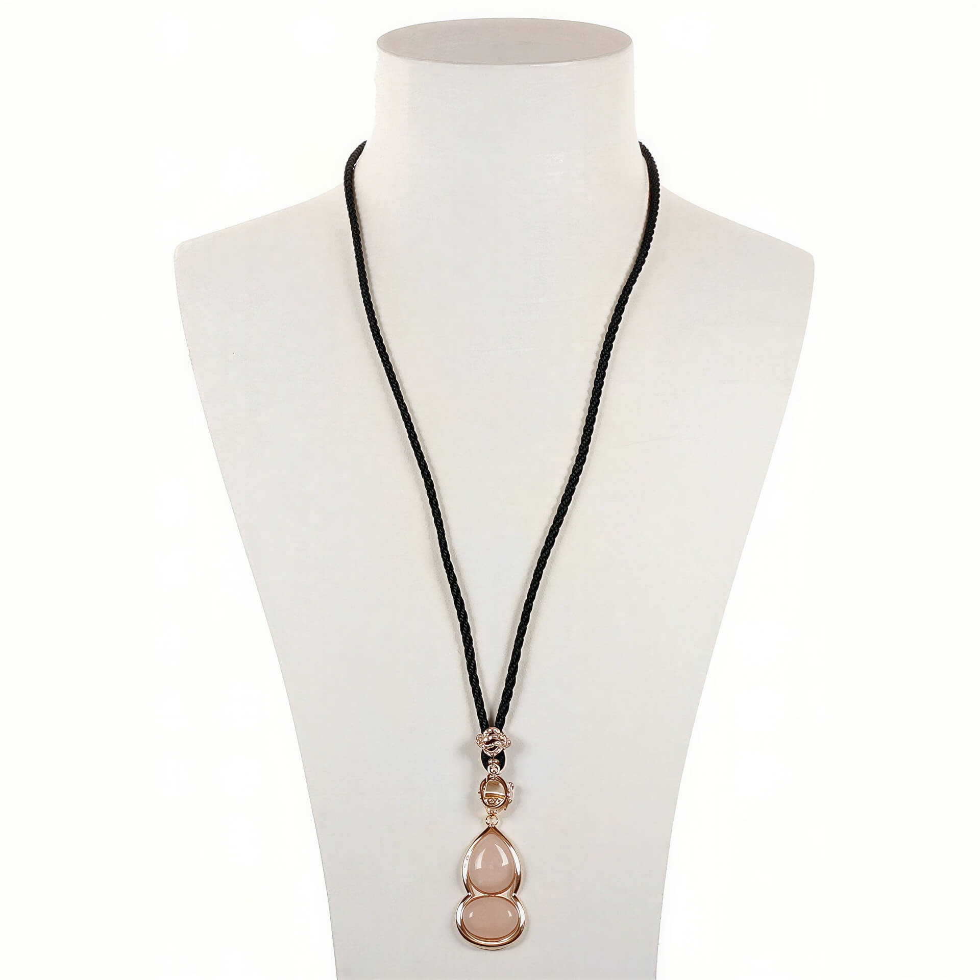 Roze edelstenen ketting met rozenkwarts en rosé goud op buste | Rosé Quartz Gold