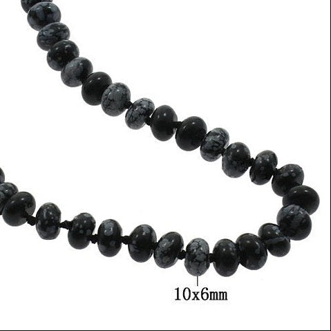 Detail van zwart grijze handgeknoopte edelstenen ketting met obsidiaan sneeuwvlok en sterling zilver (925) met maatindicatie | Snowflake Obsidiaan Rondelle