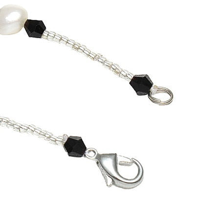 Slotje van wit zoetwater parel armband met zwart facet geslepen kristallen | Pearl Black Crystal