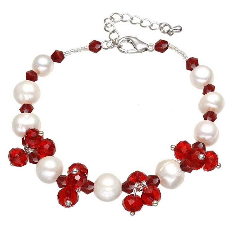 Wit zoetwater parel armband met rood facet geslepen kristallen, bovenaanzicht | Pearl Red Crystal