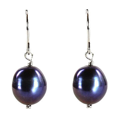 Zoetwater parel oorbellen met blauw paarse parels en gerhodineerd zilver, vooraanzicht | Hanna