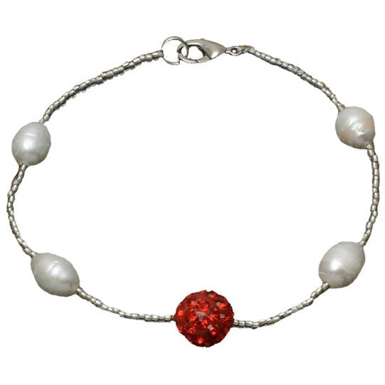 Wit zoetwater parel armband met rode stras stenen | Pearl Stras Ball Red