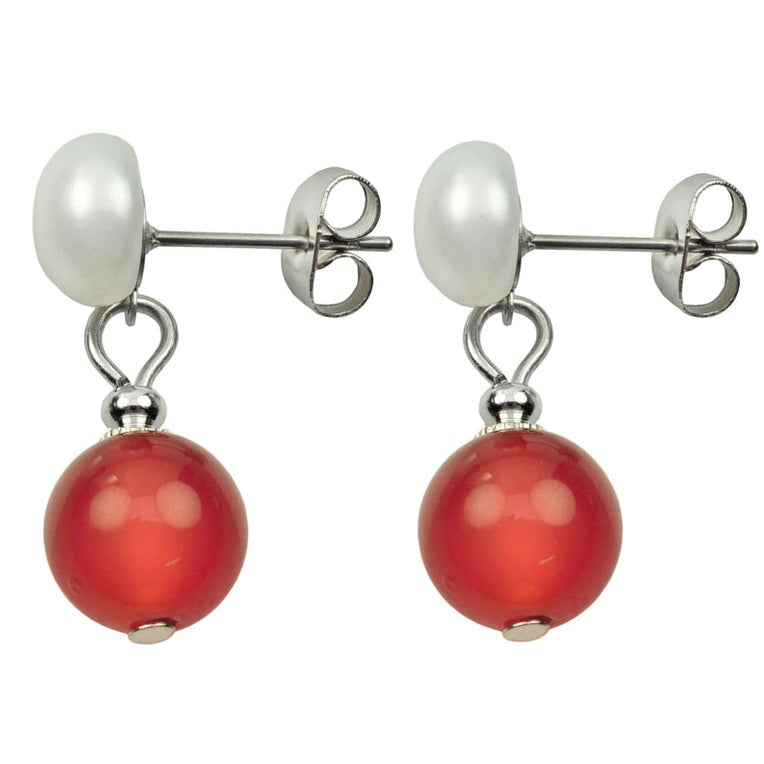 Zoetwater parel oorbellen met witte parel en rode agaat zijaanzicht| Pearl Stud Red Agate
