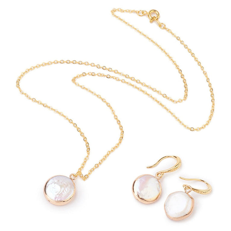 Witte zoetwater parel set bestaande uit een parelketting en parel oorbellen | White Coin Pearl Gold Small