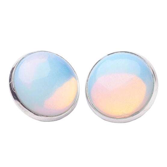 Licht blauwe edelstenen clips oorbellen met opaal vooraanzicht | Sea Opal Clips