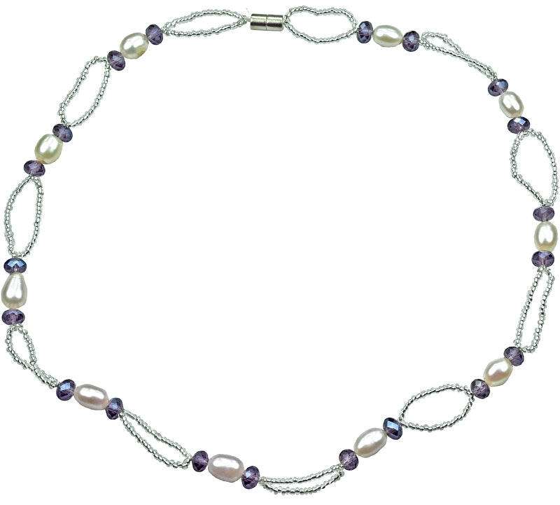 Zoetwater parelketting met witte parels, paarse glaskristallen en magneetslotje | Pacio