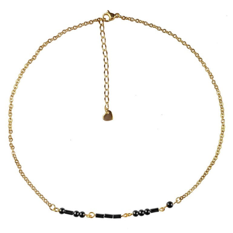 Zwarte edelstenen ketting met goud edelstaal en hematiet stenen die het woord LOVE in morse code weer geeft | Morse Code Love Black Hematite Gold