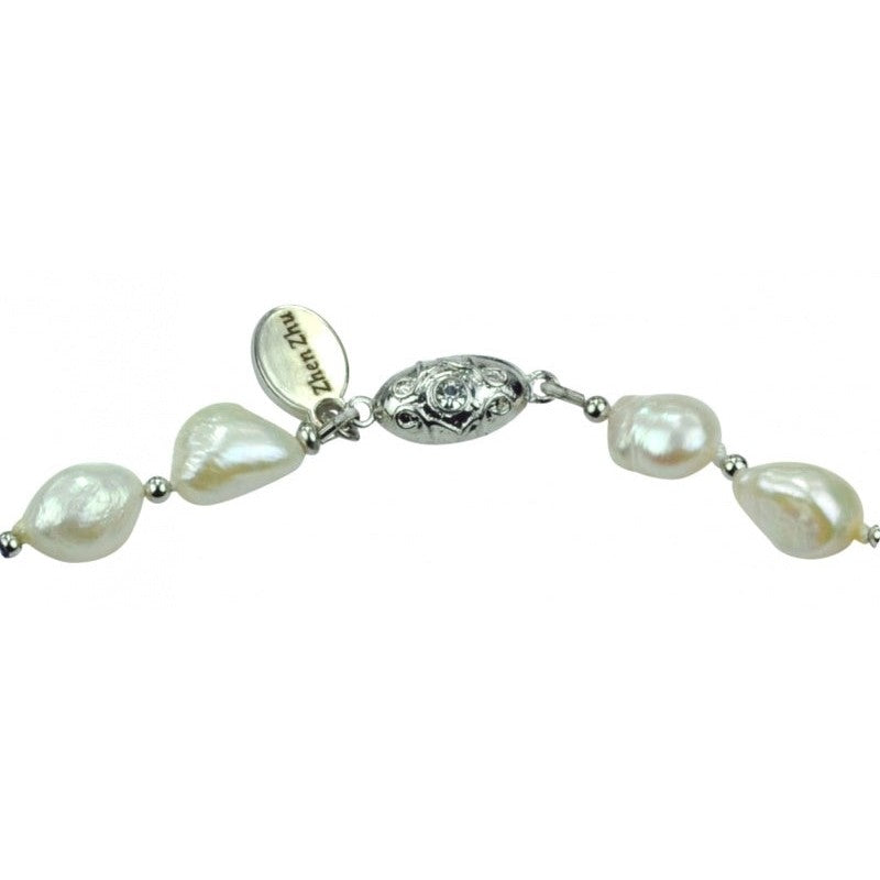 Magneetslotje van zoetwater parelketting met witte parels en kralen met Delfts blauw | Hollands Glorie Ovale Bloem