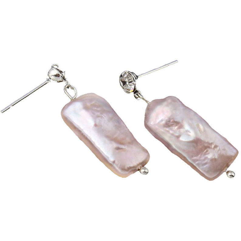 Roze zoetwater parel oorbellen met roze rechthoekige parel en stras steentje liggend | Bling Pearl Rectangle Pink