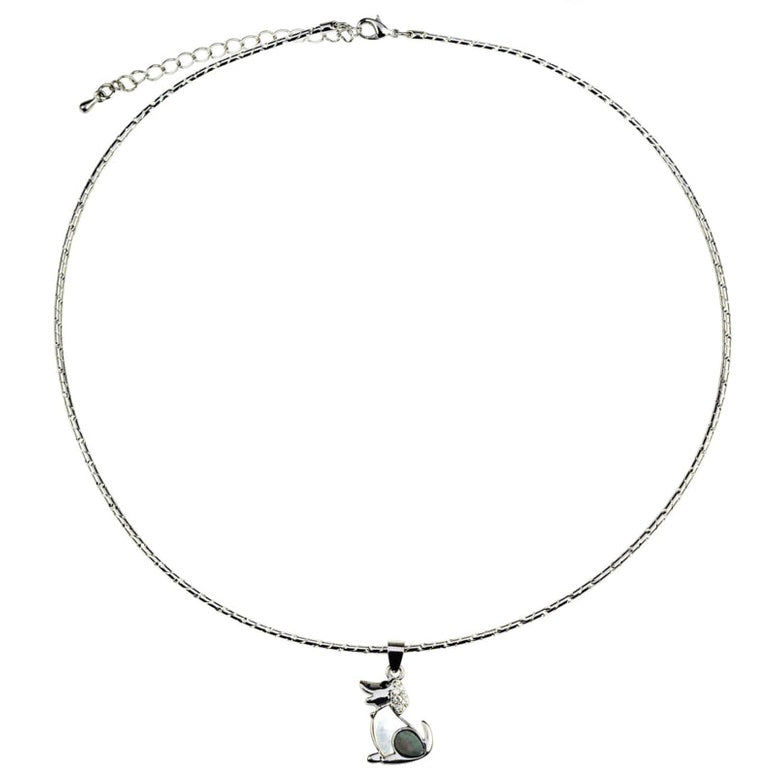 Parelmoeren ketting met hanger in de vorm van een hond met stras steentjes | Shell Dog Spang