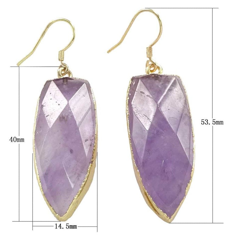 Grote edelstenen oorbellen met paarse amethist met goud edelstaal met maat indicatie | Gold Amethyst Peak